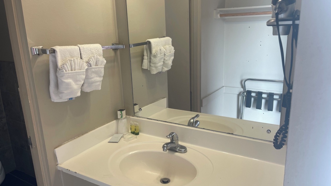 Photo of Bathroom in Moses Lake