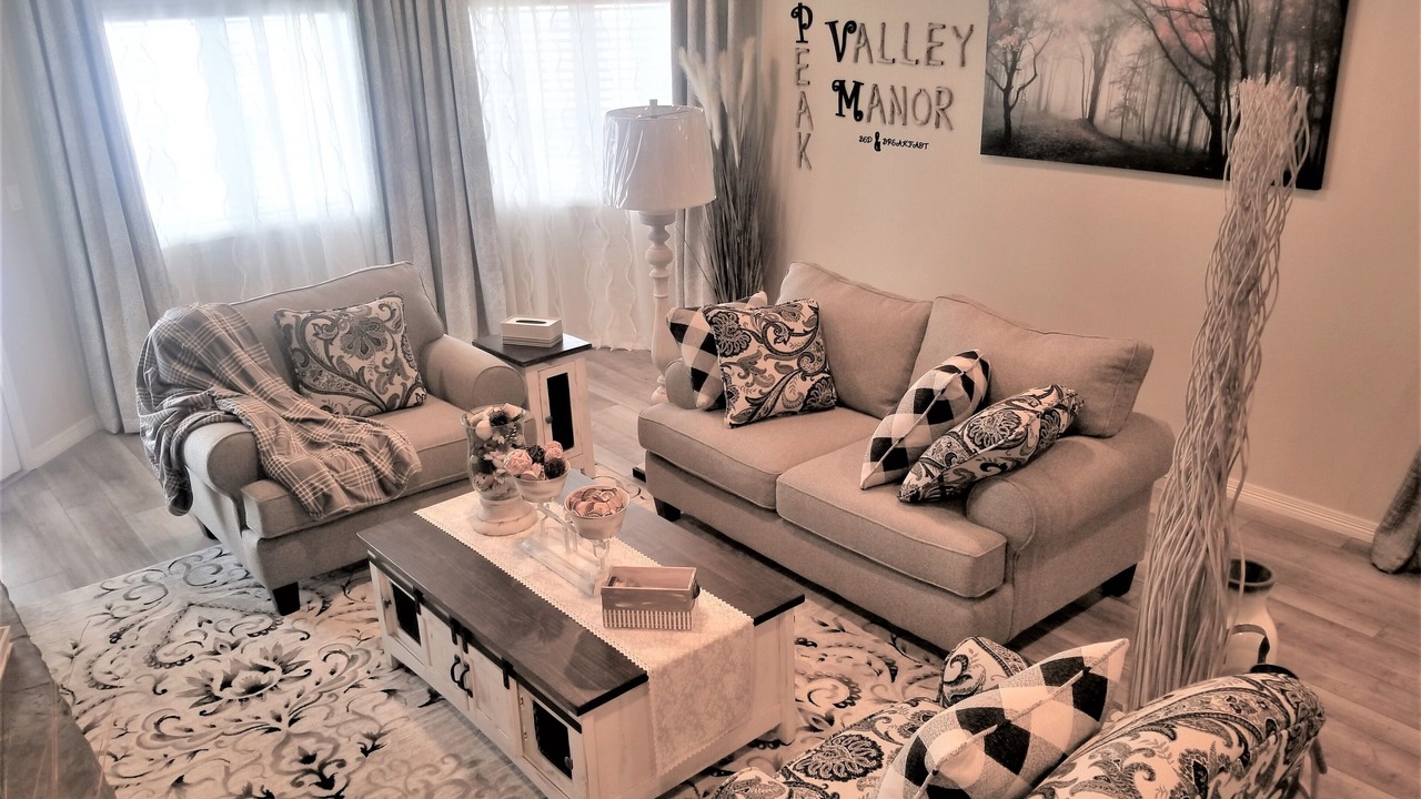 Photo of Livingroom in Colorado Springs