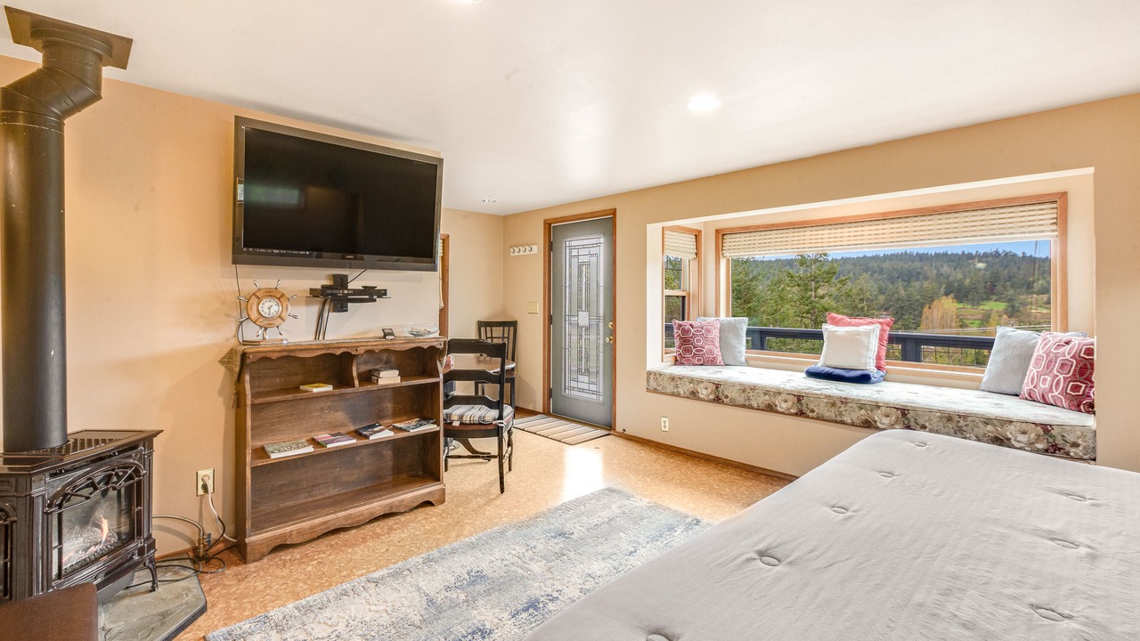 Photo of Livingroom in Deer Harbor