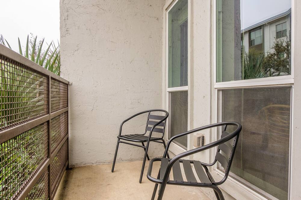 Photo of Patio Balcony in Fort Worth Cultural District