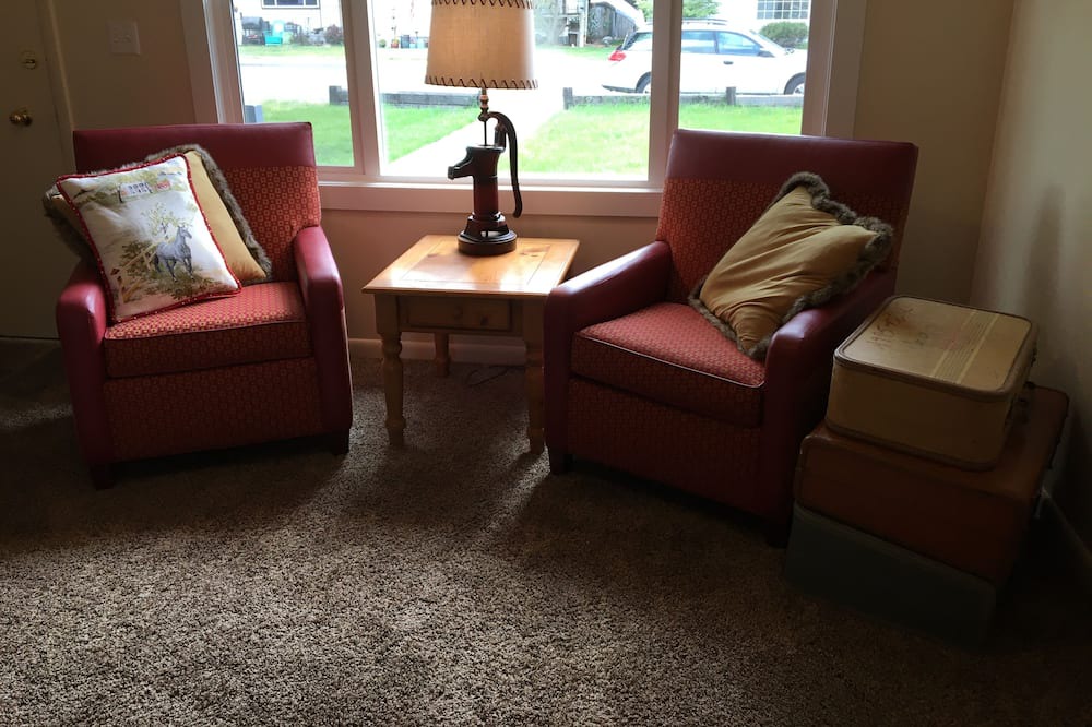 Photo of Livingroom in Emmett
