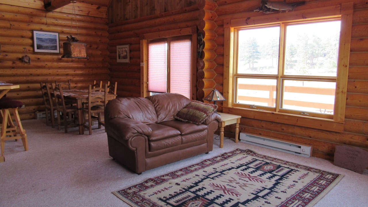 Photo of Livingroom in Glacier View Meadows