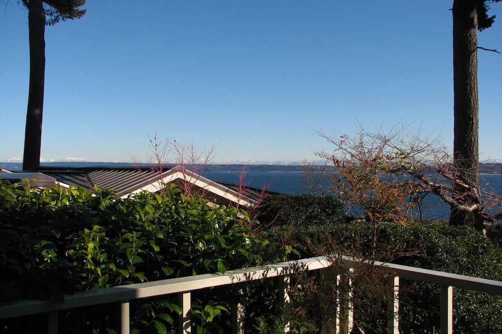 Photo of Others in Rollingbay