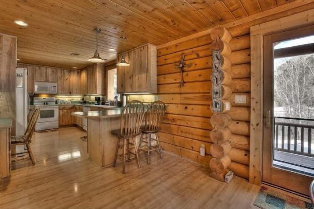 Photo of Kitchen in Lyons