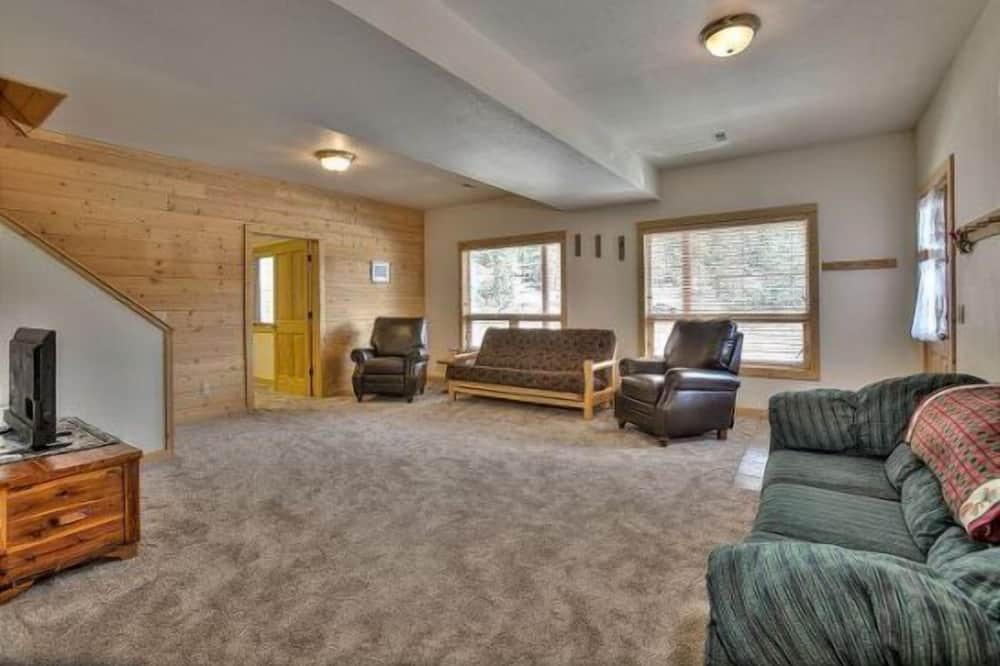 Photo of Livingroom in Lyons