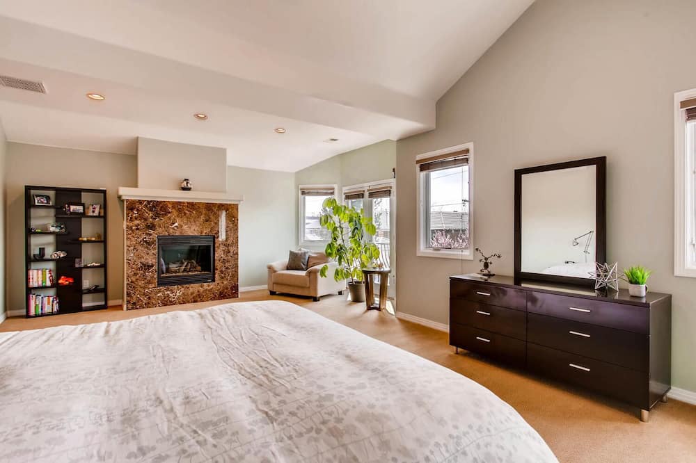 Photo of Bedroom in University Park