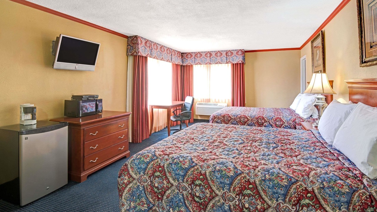 Photo of Bedroom in Huning Highland Historic District