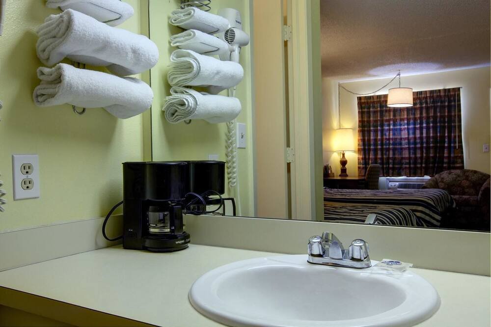 Photo of Bathroom in Comanche