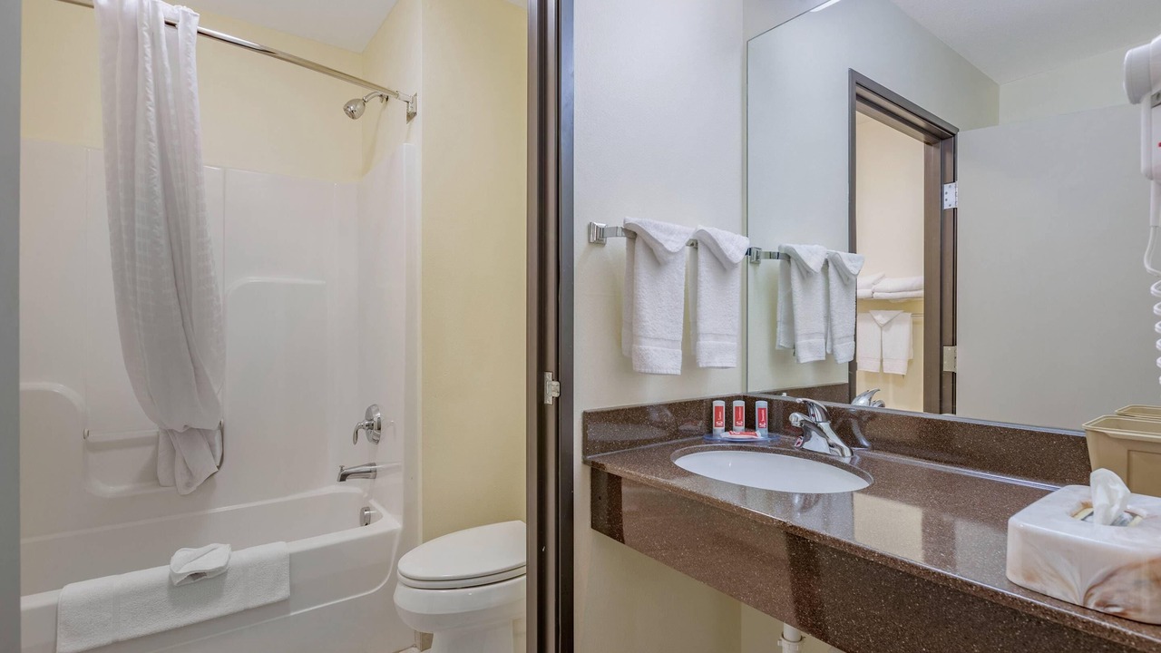 Photo of Bedroom in Des Moines