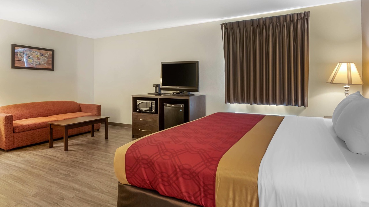 Photo of Bedroom in Des Moines