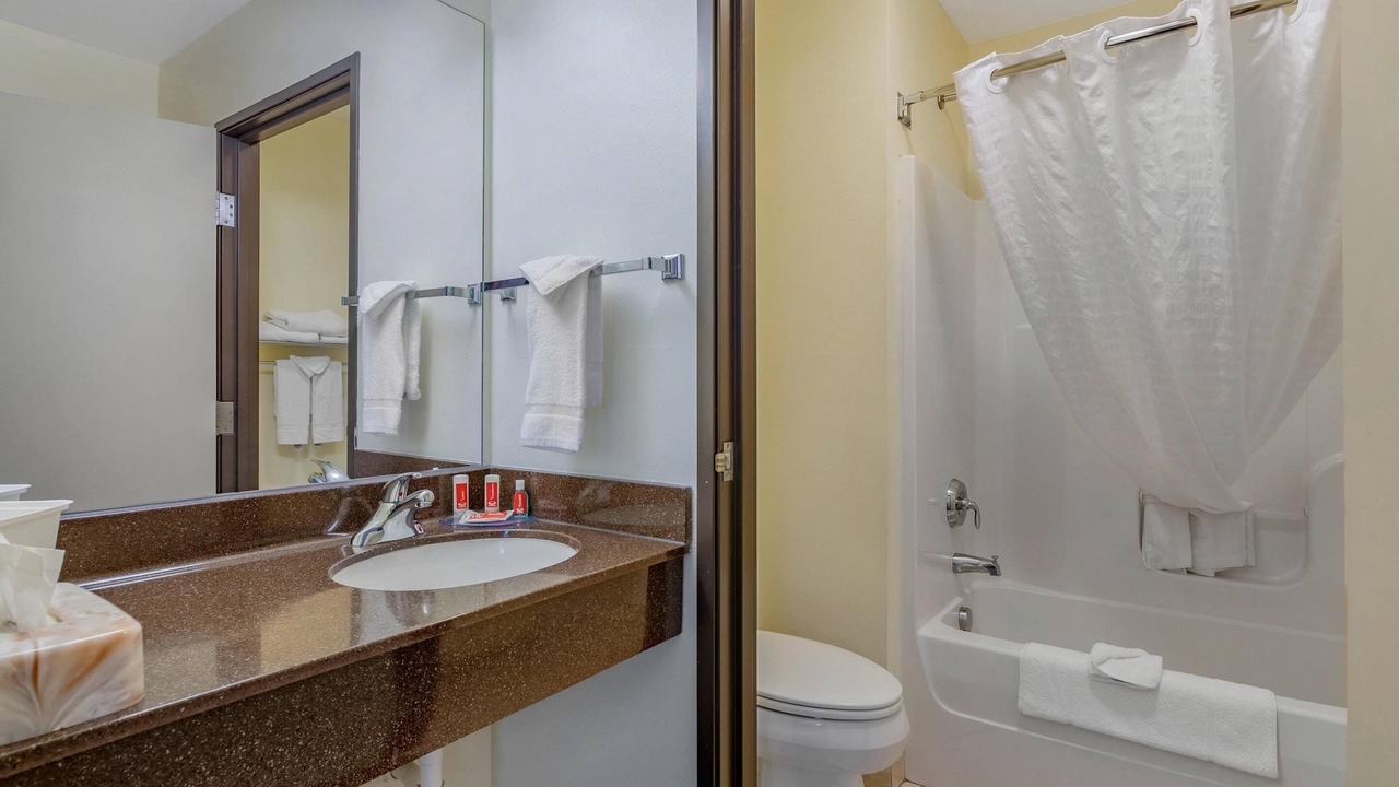 Photo of Bedroom in Des Moines