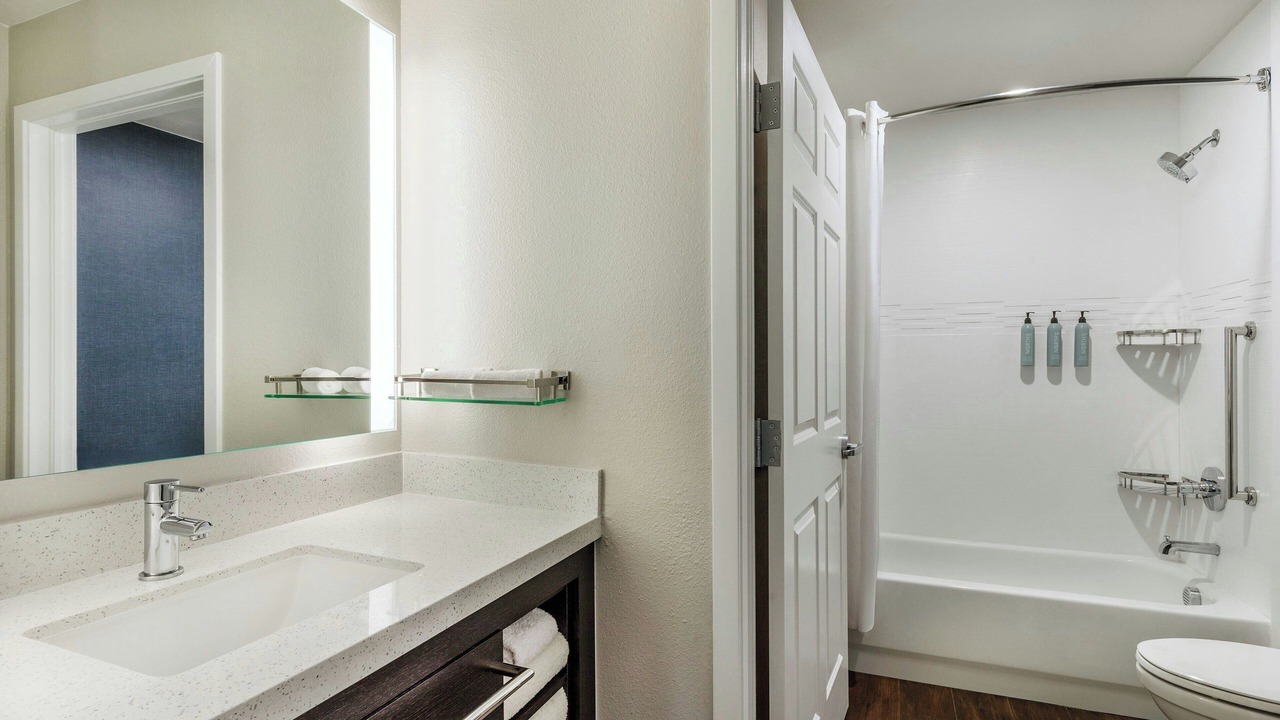Photo of Bathroom in Aurora