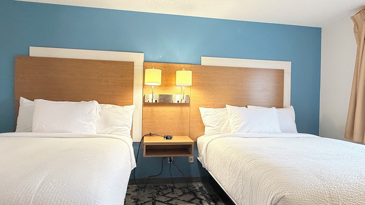Photo of Bedroom in Lamoni
