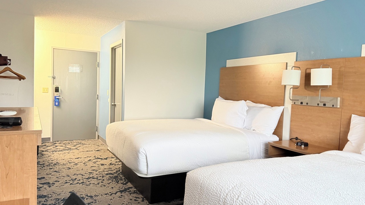 Photo of Bedroom in Lamoni