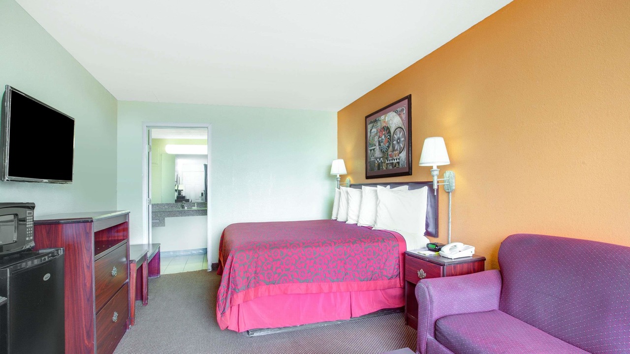 Photo of Bedroom in Okemah