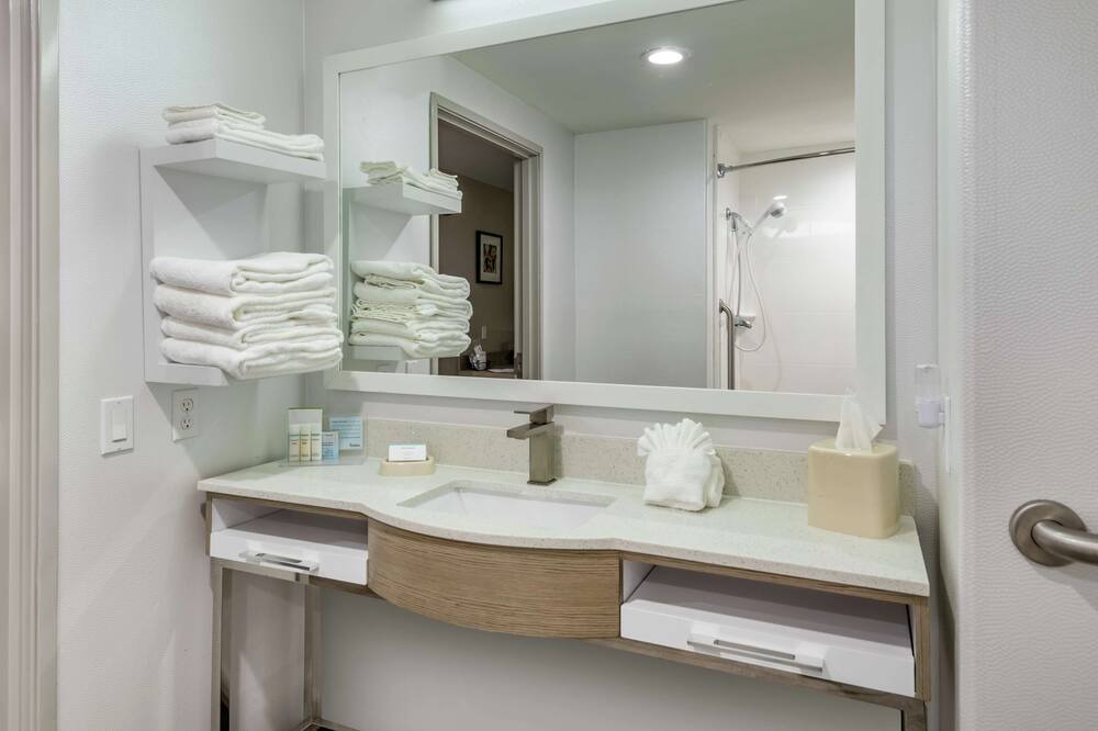 Photo of Bathroom in Brownwood
