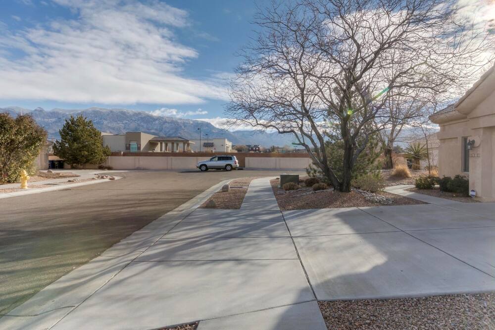 Photo of Others in Heritage Hills