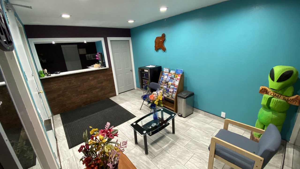 Photo of Livingroom in Roswell