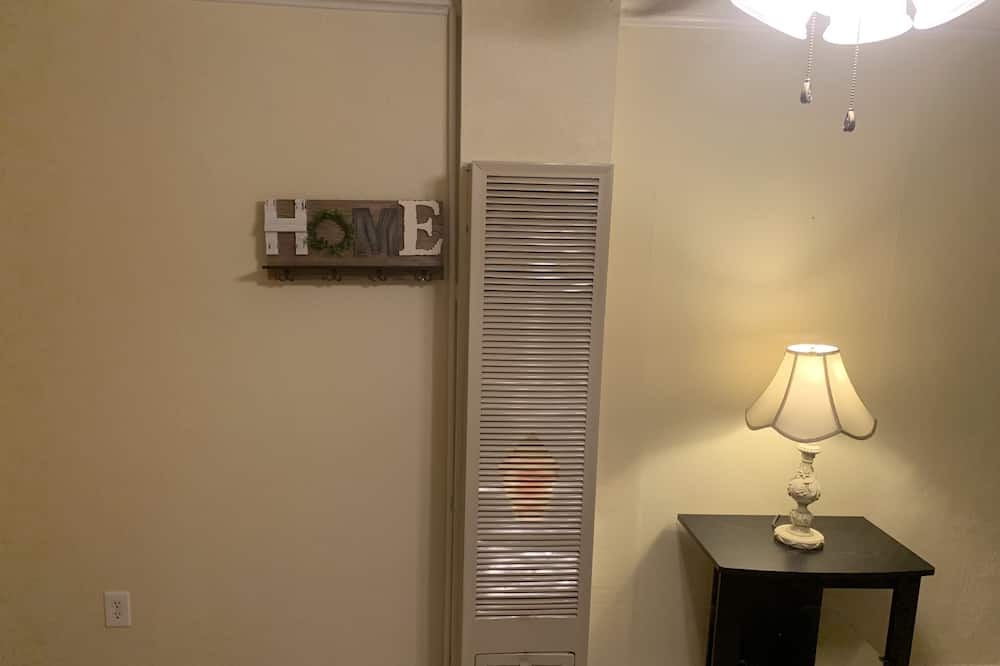 Photo of Bedroom in Albuquerque