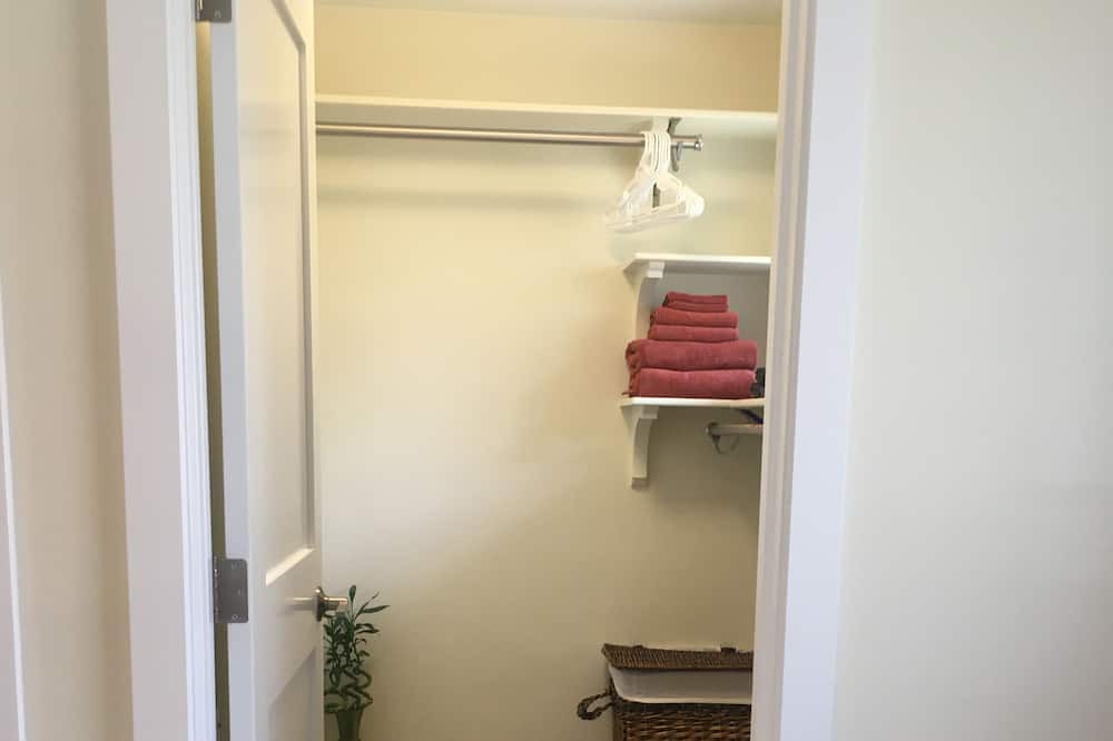 Photo of Bedroom in Martin Acres
