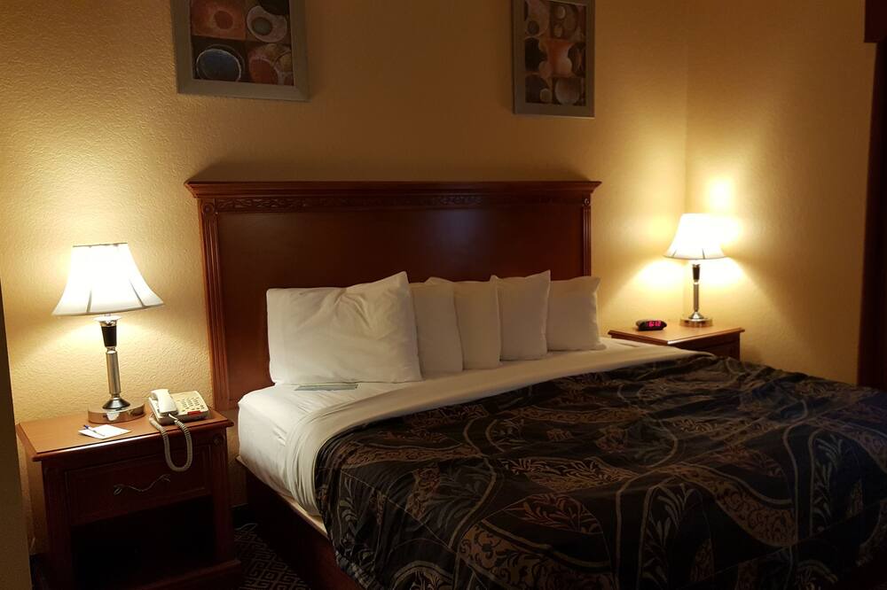 Photo of Bedroom in McAlester