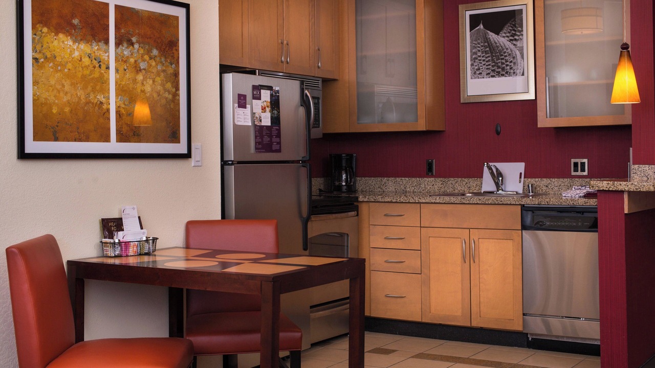 Photo of Livingroom in Victory Hills