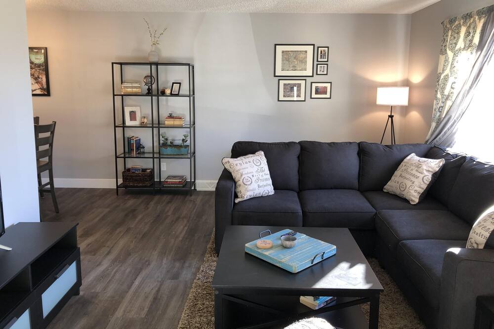 Photo of Livingroom in Chambers Heights