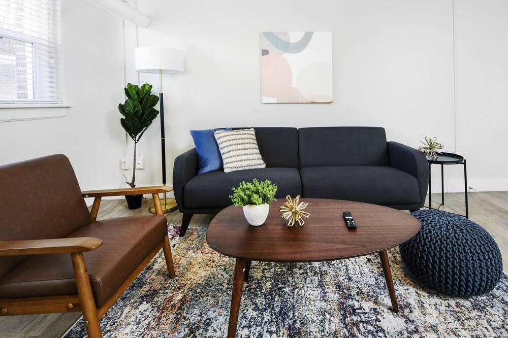 Photo of Livingroom in West Colfax