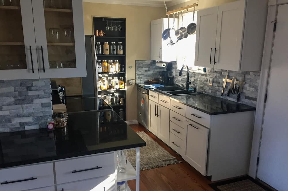 Photo of Kitchen in Walnut Grove