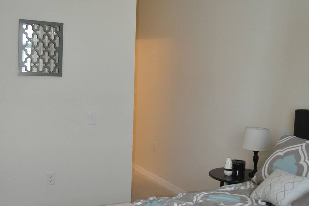 Photo of Bedroom in Side Hill