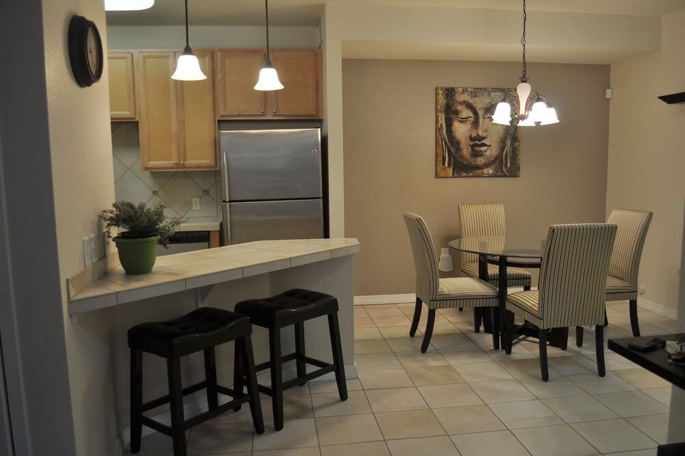 Photo of Kitchen in Side Hill