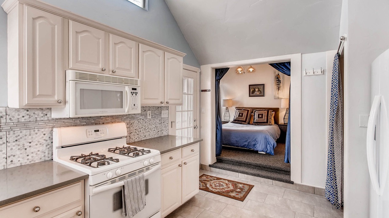 Photo of Kitchen in Old Town West