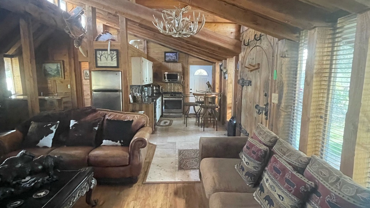 Photo of Livingroom in Elbert