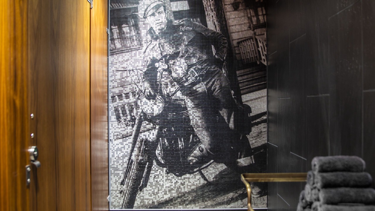 Photo of Others in Downtown Lincoln
