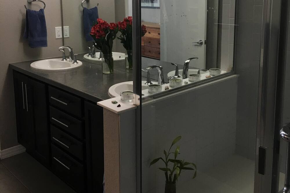 Photo of Bathroom in Louisville