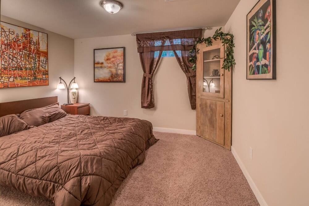 Photo of Bedroom in Three Tree Point
