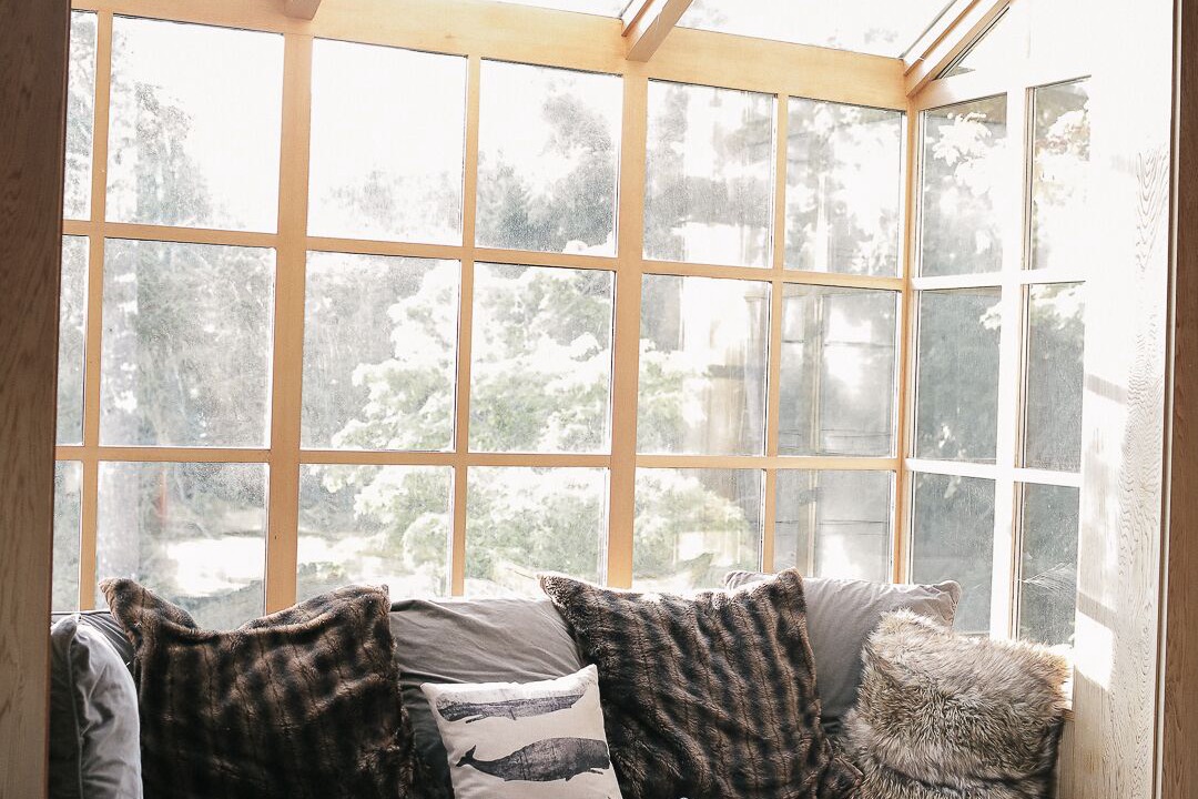 Photo of Livingroom in Eastsound