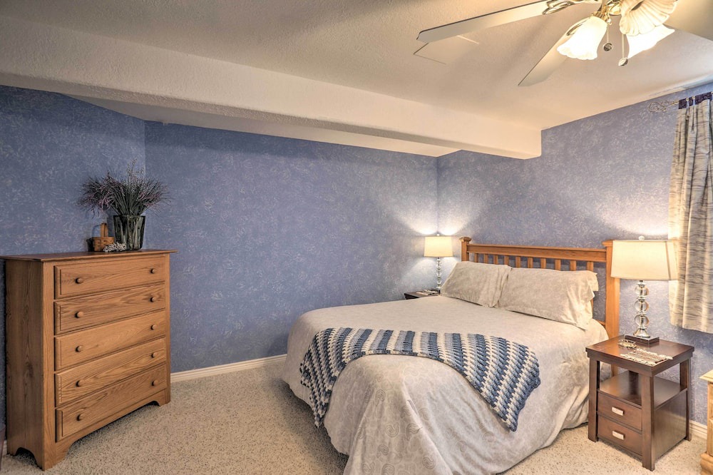 Photo of Bedroom in Columbine Valley