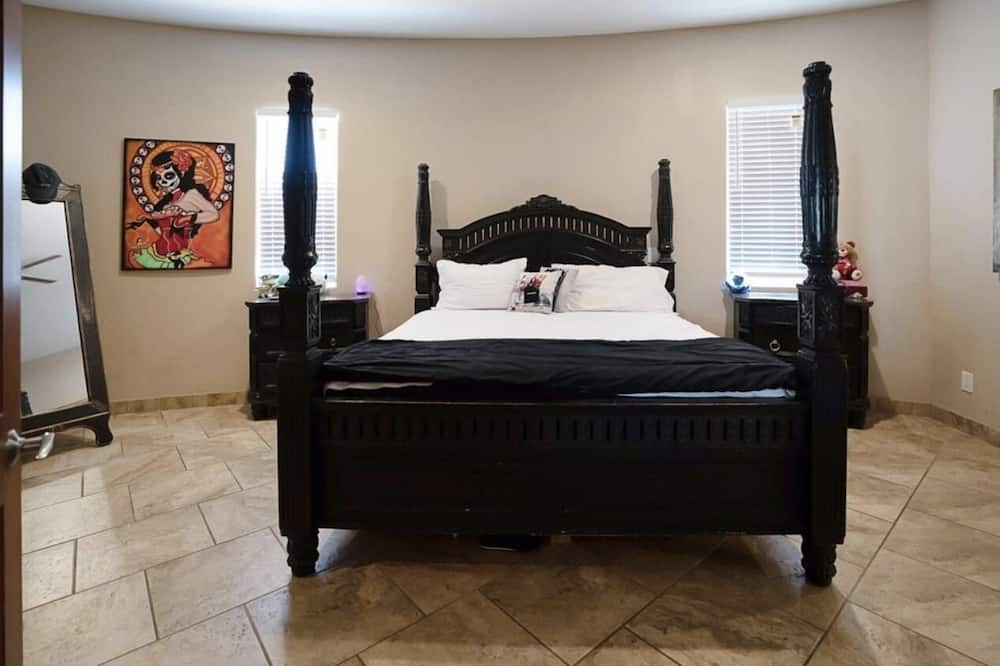 Photo of Bedroom in Los Lunas