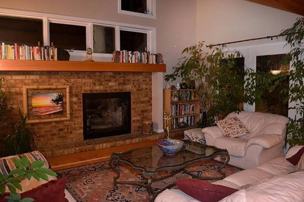 Photo of Livingroom in Cherry Creek