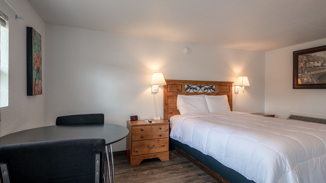 Photo of Bedroom in Baker City
