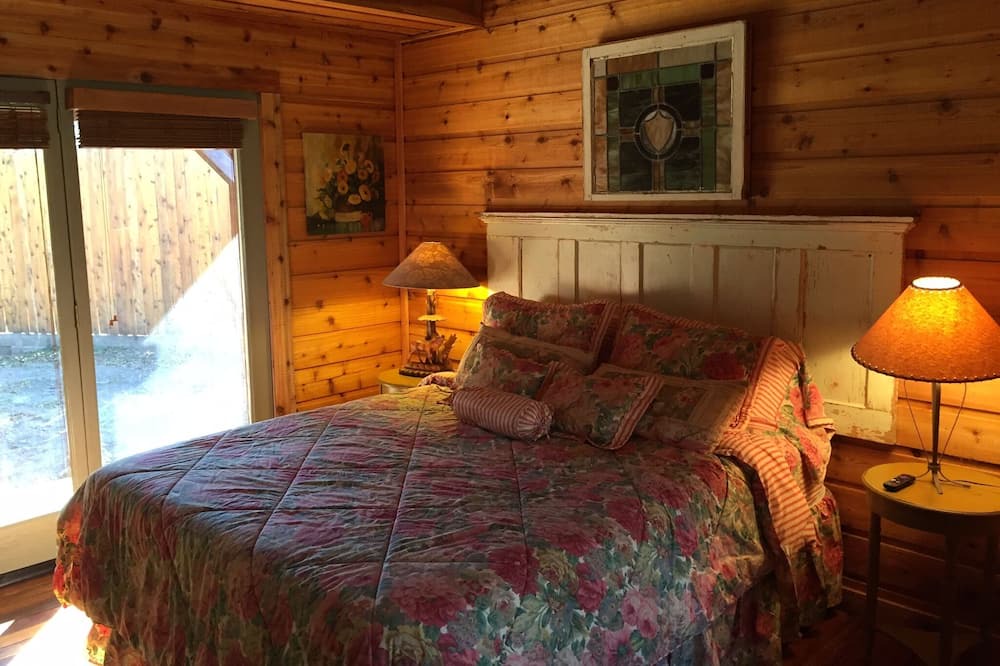 Photo of Bedroom in Mertzon