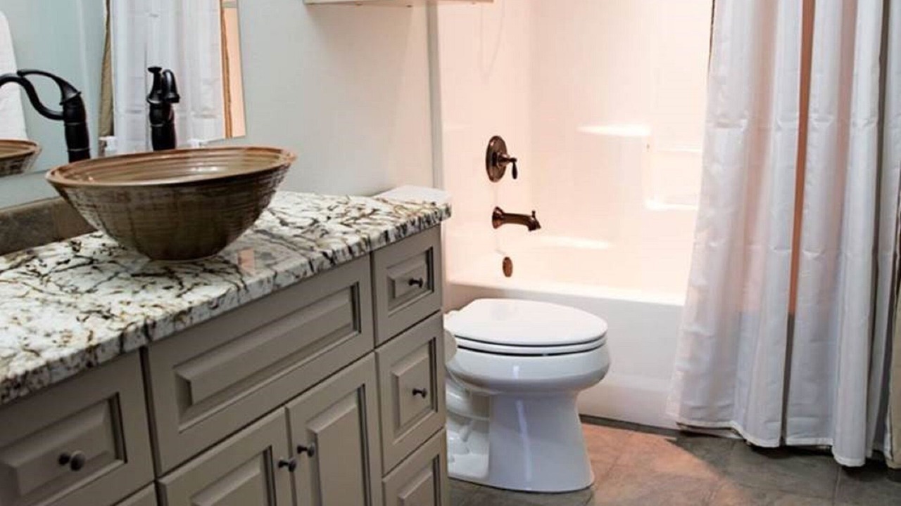 Photo of Bathroom in Pateros