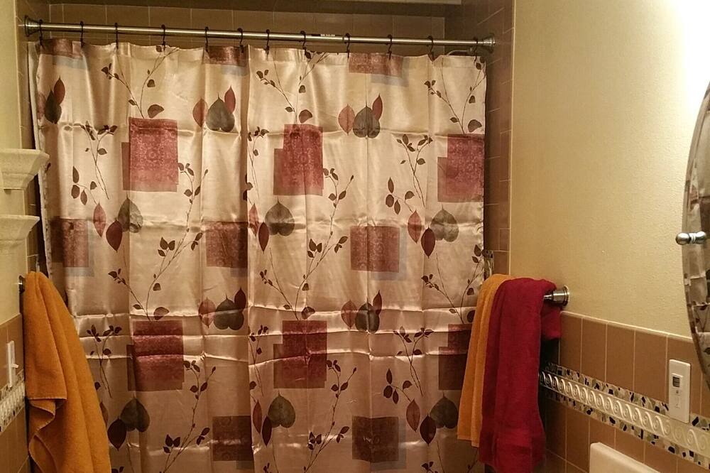 Photo of Bathroom in Homestead