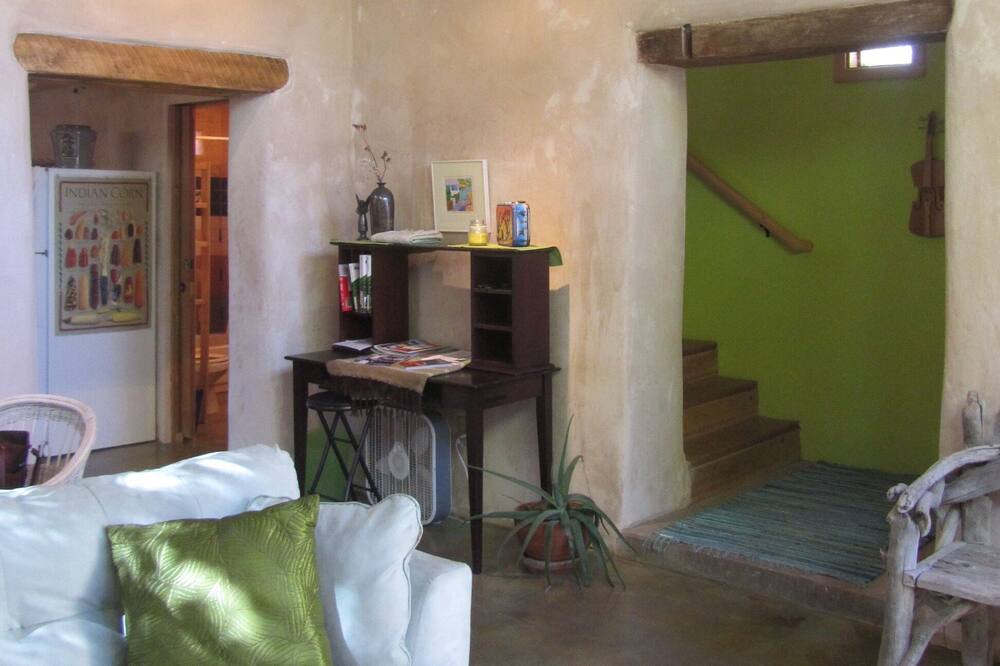 Photo of Bedroom in Bernalillo