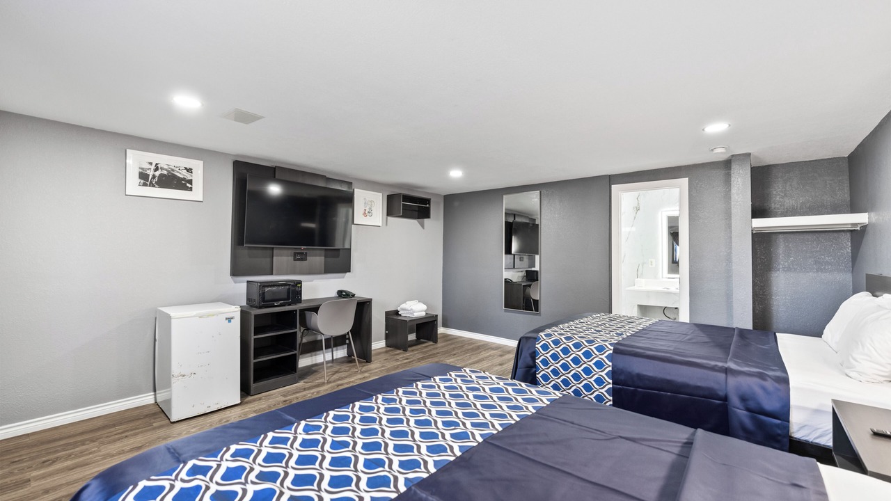 Photo of Bedroom in Cleburne