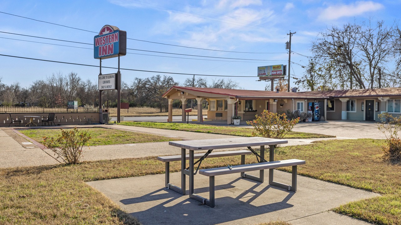 Photo of Outdoor in Cleburne