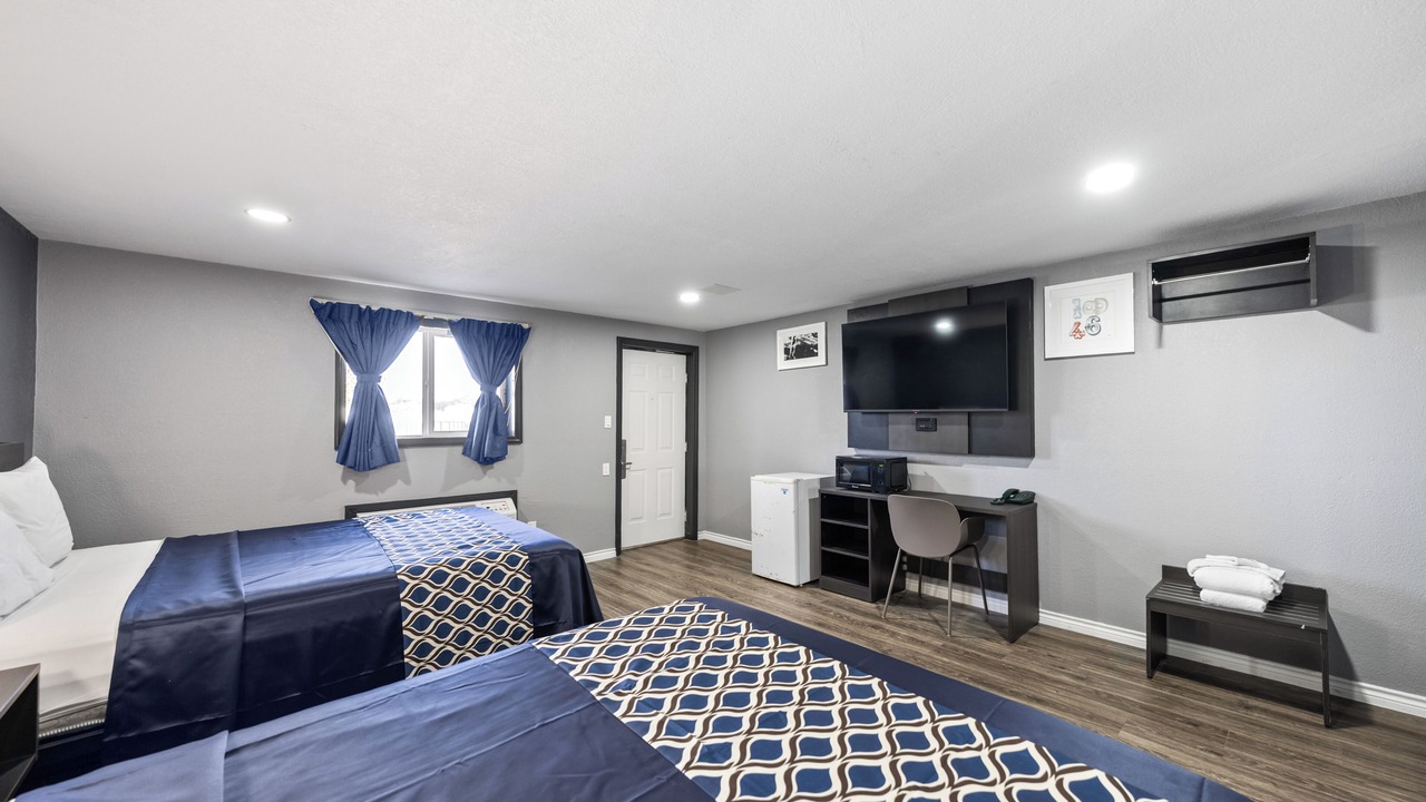 Photo of Bedroom in Cleburne