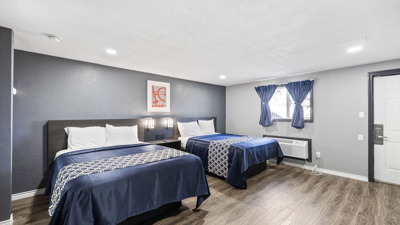 Photo of Bedroom in Cleburne
