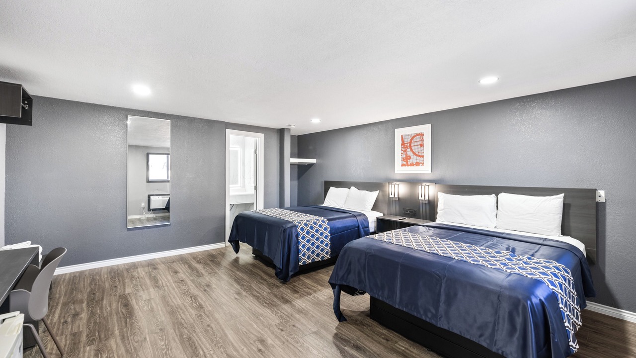 Photo of Bedroom in Cleburne